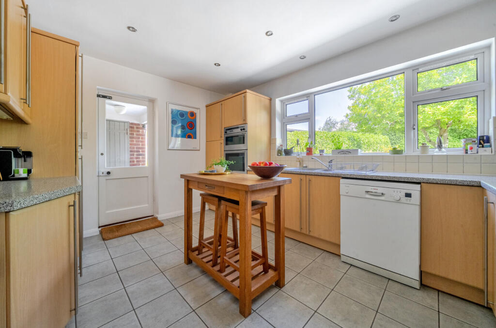 1326323-6-6877927...