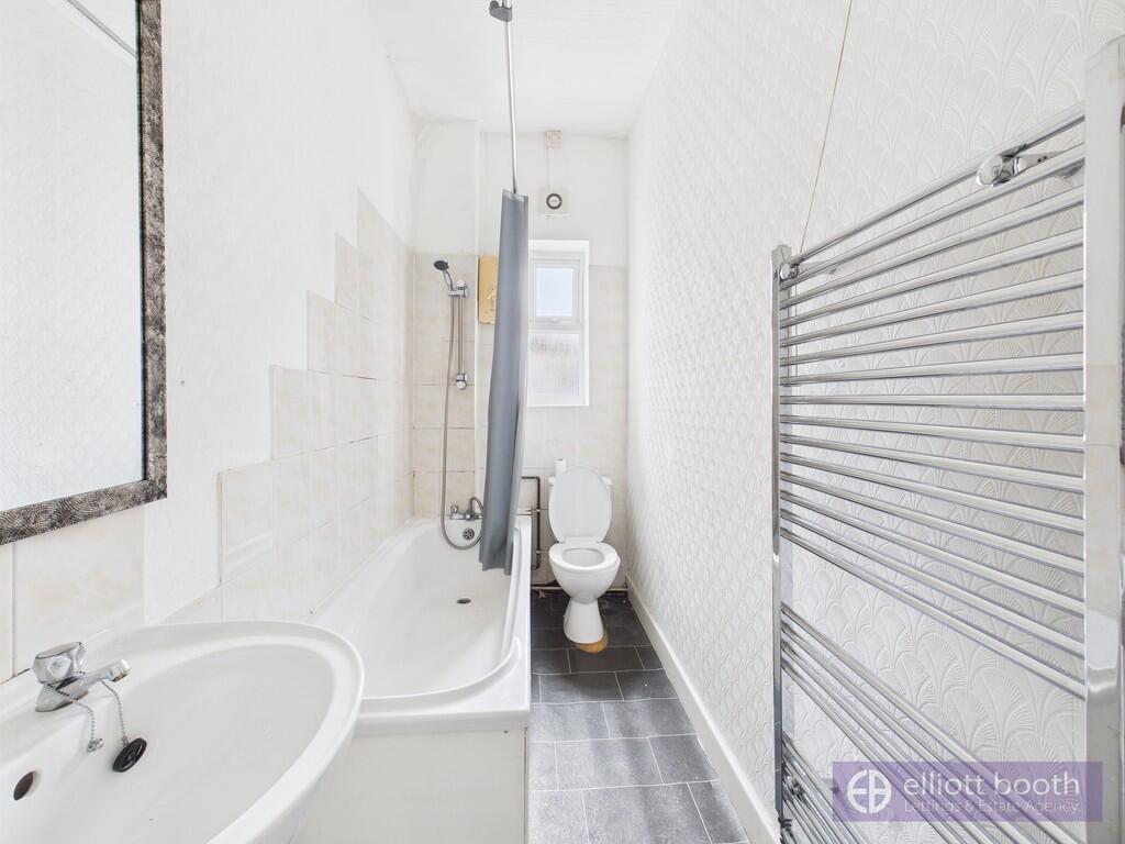 CAM04064G0-PR0057...