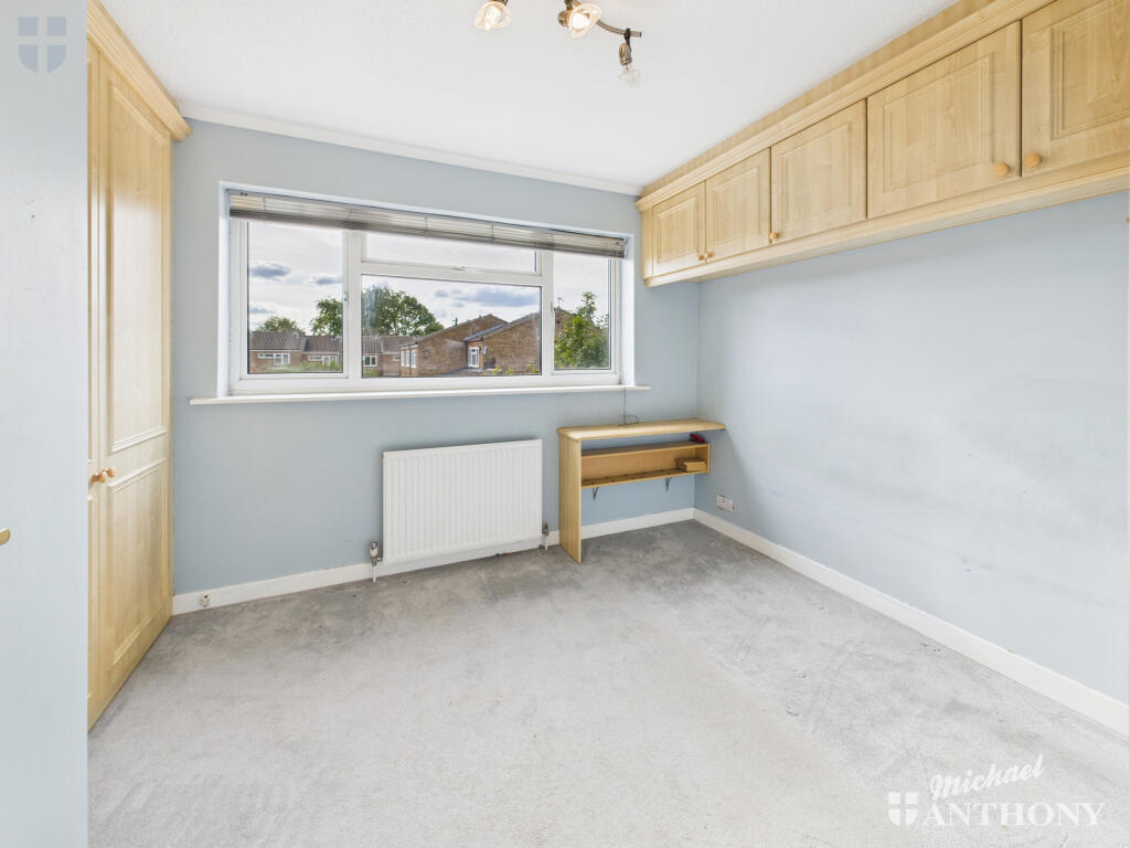 CAM03852G0-PR0433-STILL018