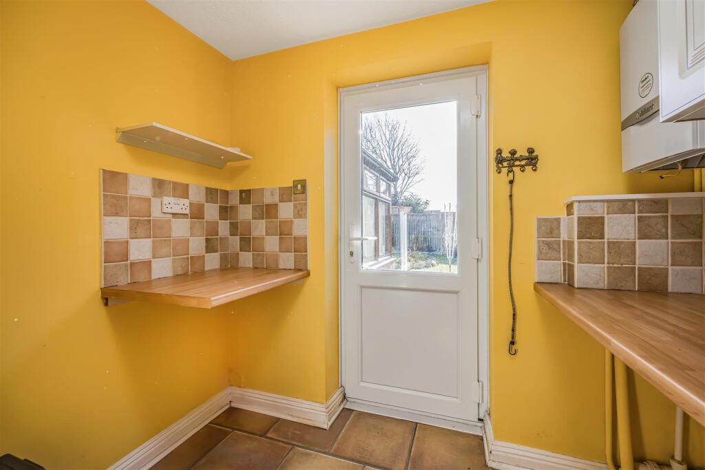 22 Wilby Lane, Copnor-Small-PorticoMarketing-SoldB