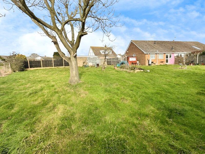 WILLOW CLOSE
