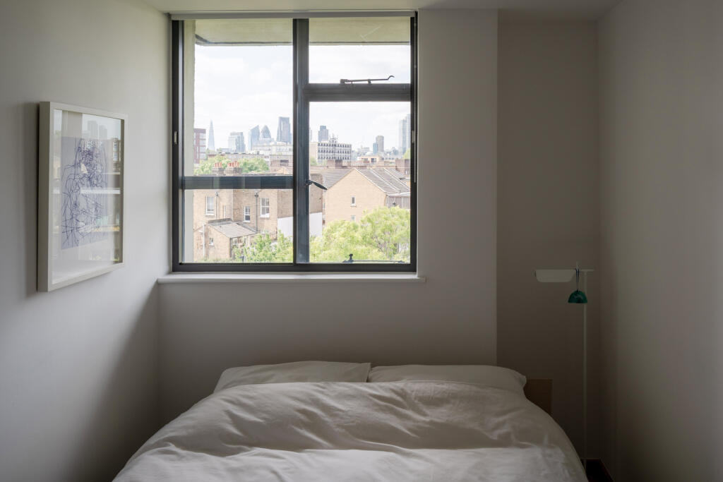 283612 - Keeling House, London E2 - high res - ...