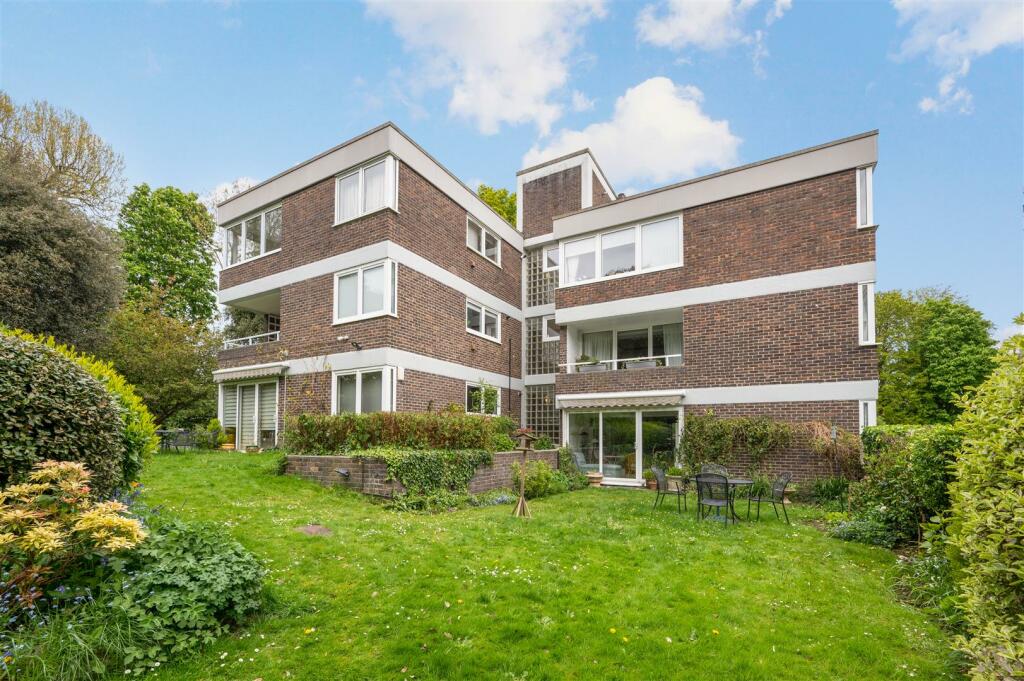 Flat 2, Marlborough House,3.jpg