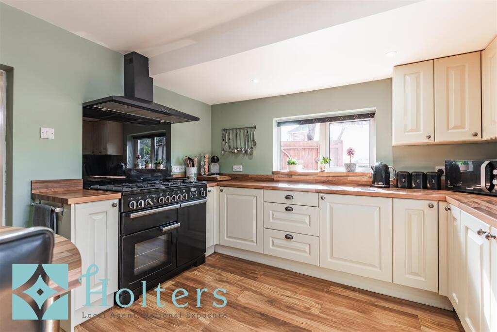 3 irfon Road, Builth Wells-10.jpg