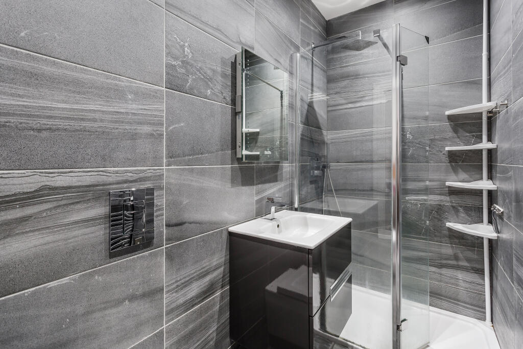 En suite.jpg