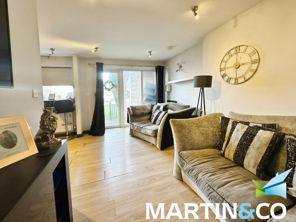 98abb55b-IMG-2025...