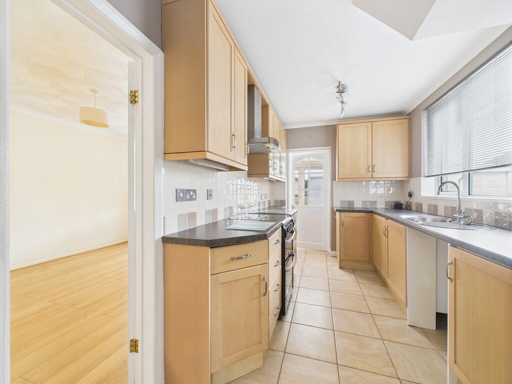 CAM02089G0-PR0512...