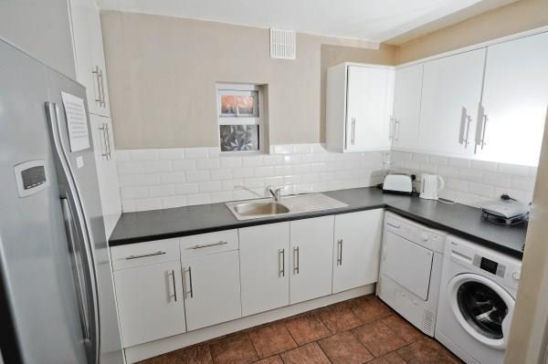 Henwick kitchen- Copy.jpg