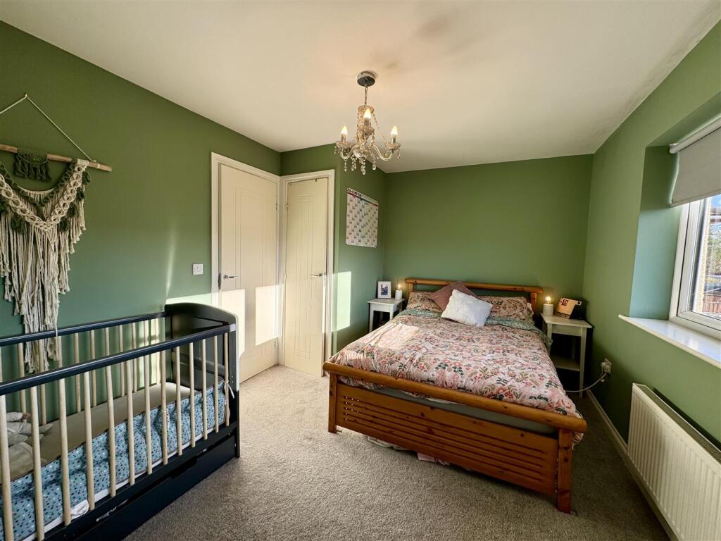 Principal bedroom