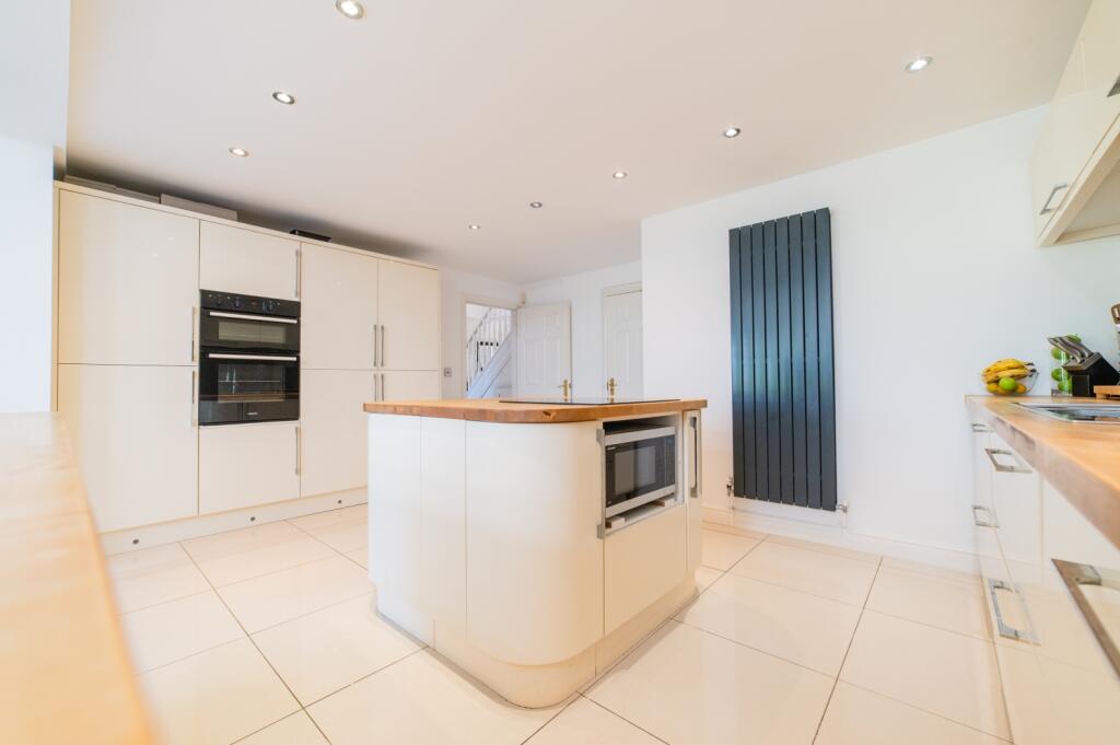 Award-winning Media team on EVERY Listing_5