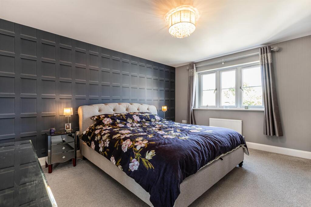 Master Bedroom 1.jpg