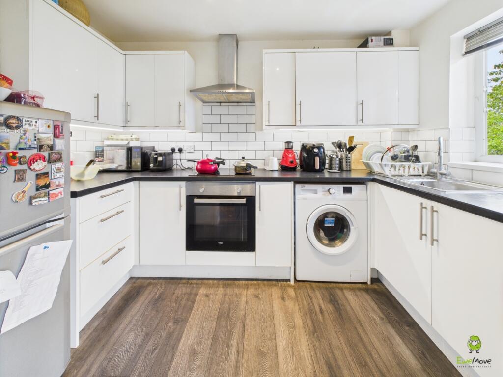 Presented by Clinton at EweMove Bexleyheath and Da