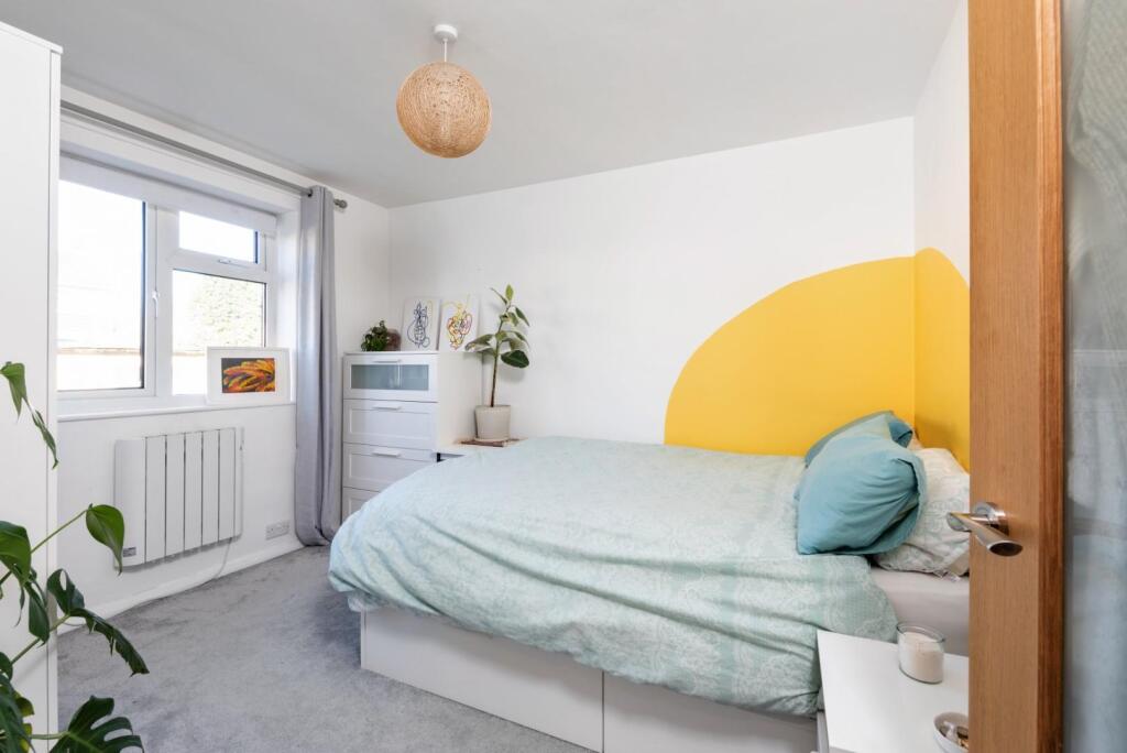 42 Bridge House, Bath. BA1 6BH-11.jpg