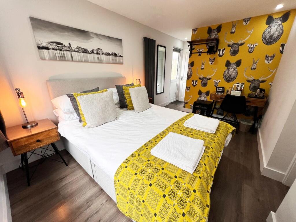 Bedroom Four / Guest Room