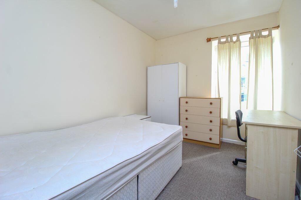 Room 4