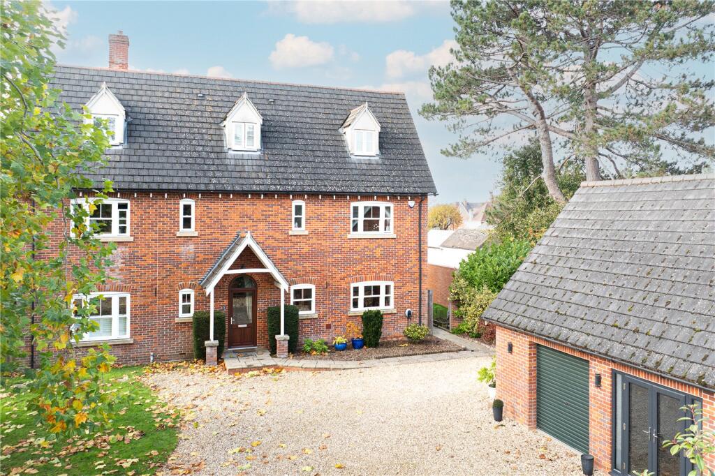 Oxford Garden, Old Town, Swindon, SN1