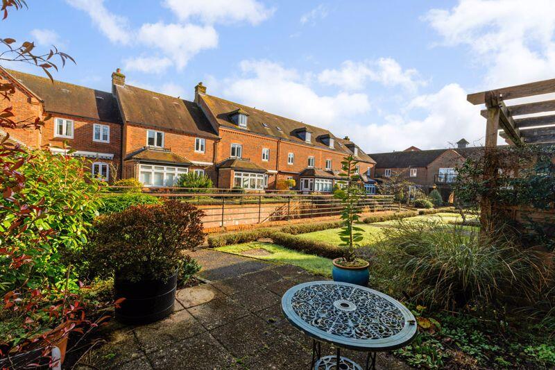 Rear Patio to Leat