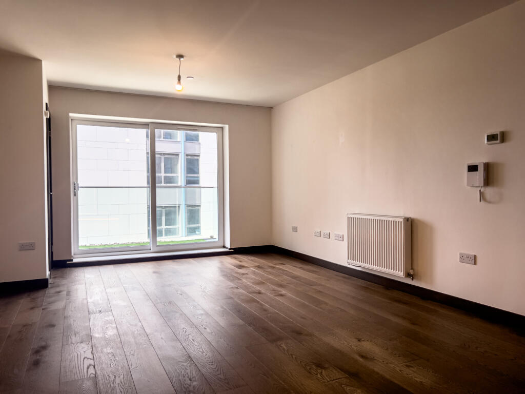Living/Dining Area