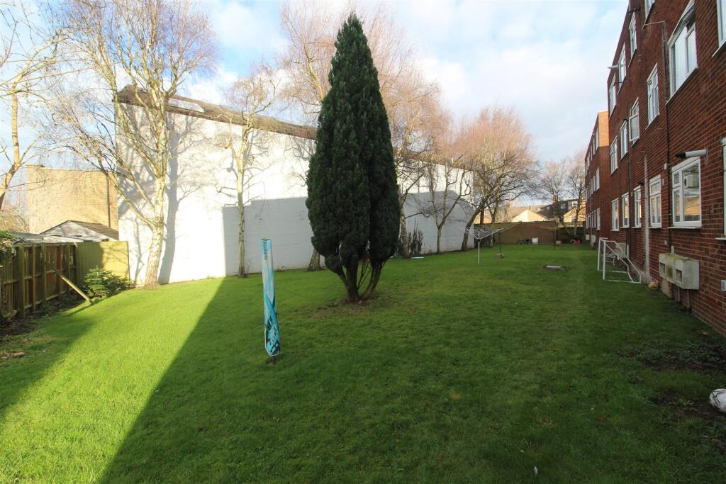 Communal Garden.JPG