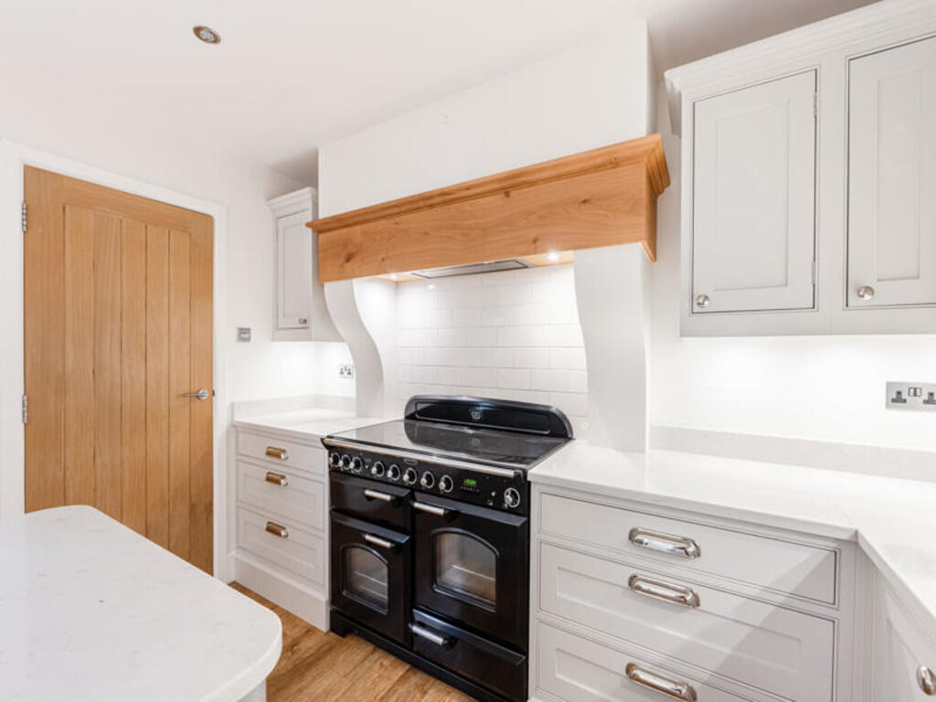 PineHouseCapelStM...