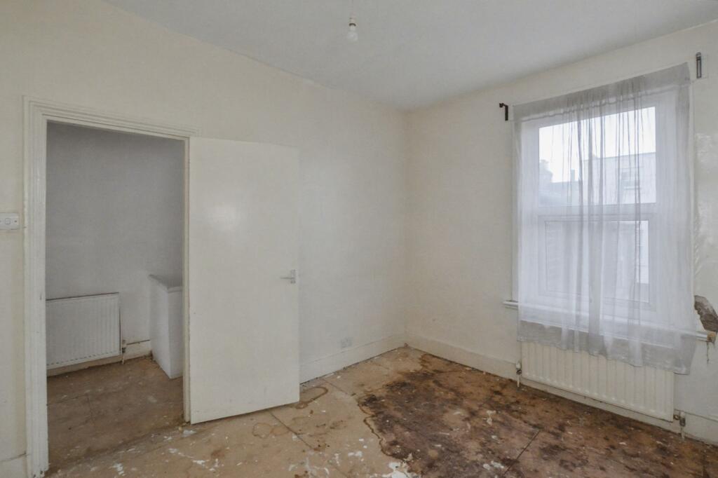 Flat A and B, 26 Stanmer Street, Battersea, London SW11 3EG