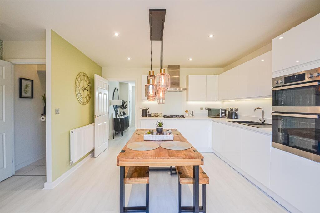 Dining Kitchen
