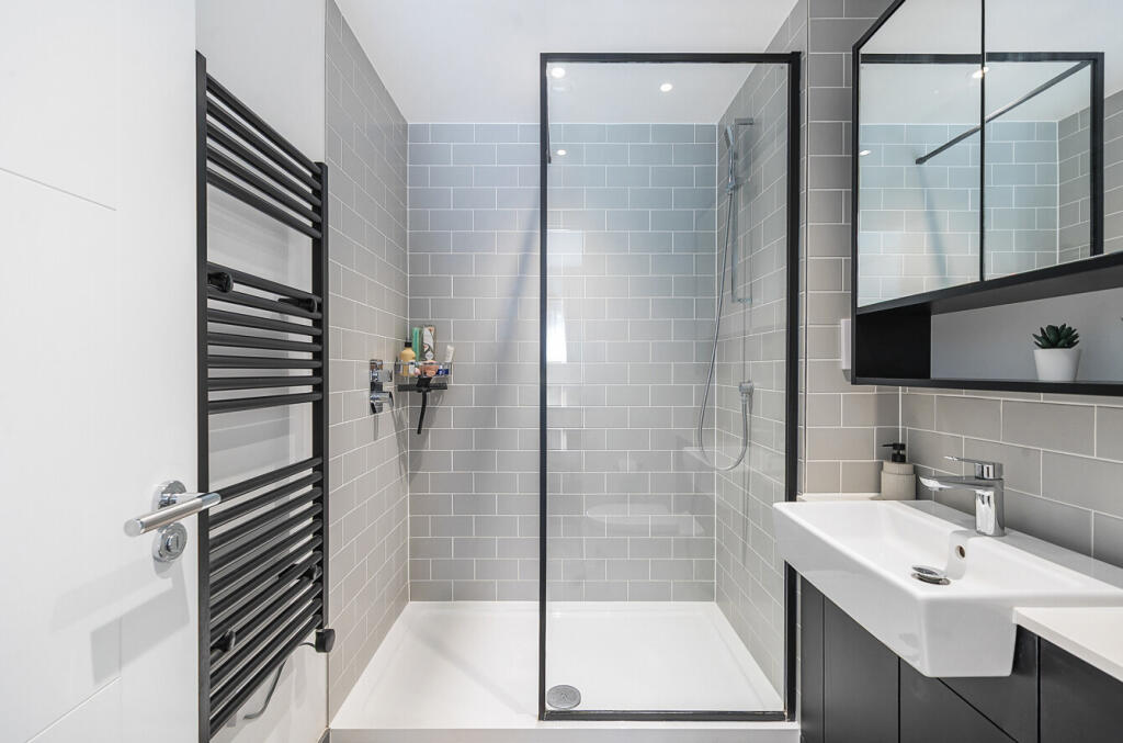 1318449-7-6866a35...