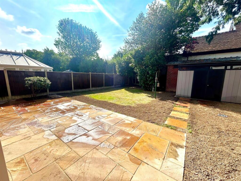 Garden 1.jpg - edited .jpg