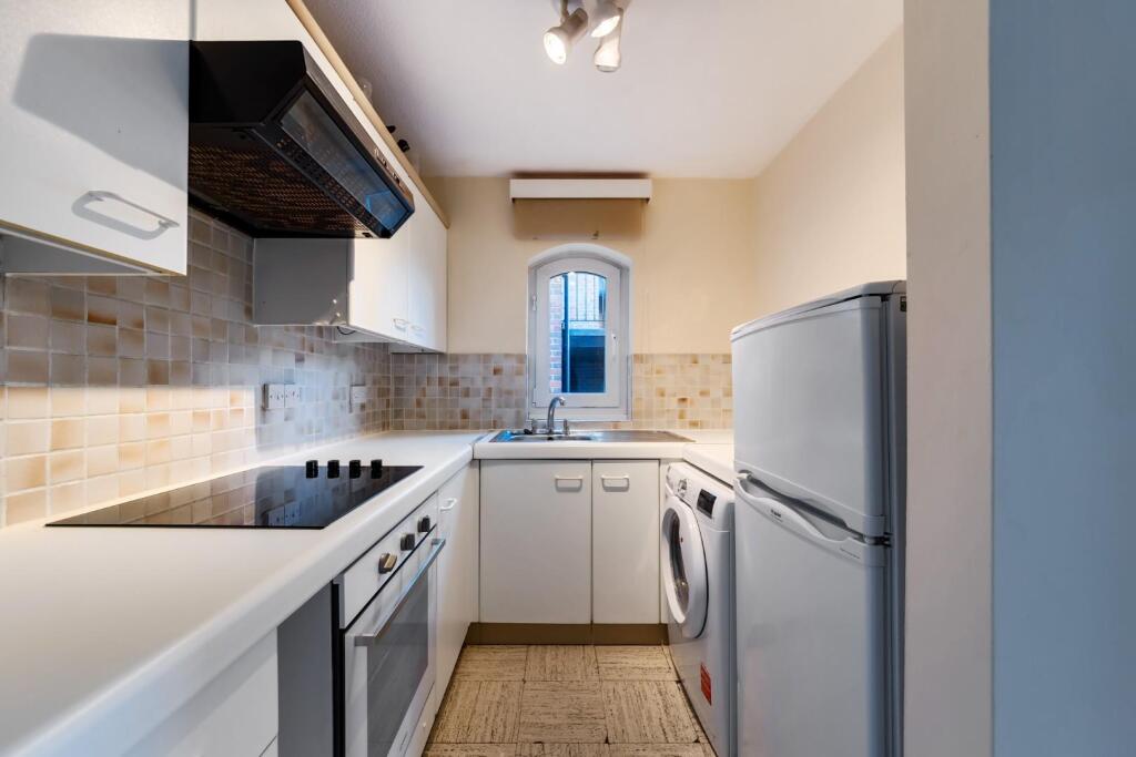 Fitted Kitchen