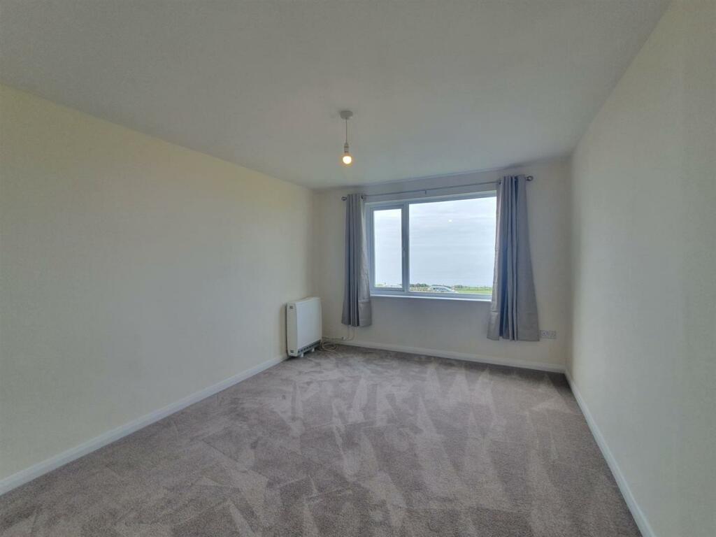 13 Trevelga Court Bedroom 1
