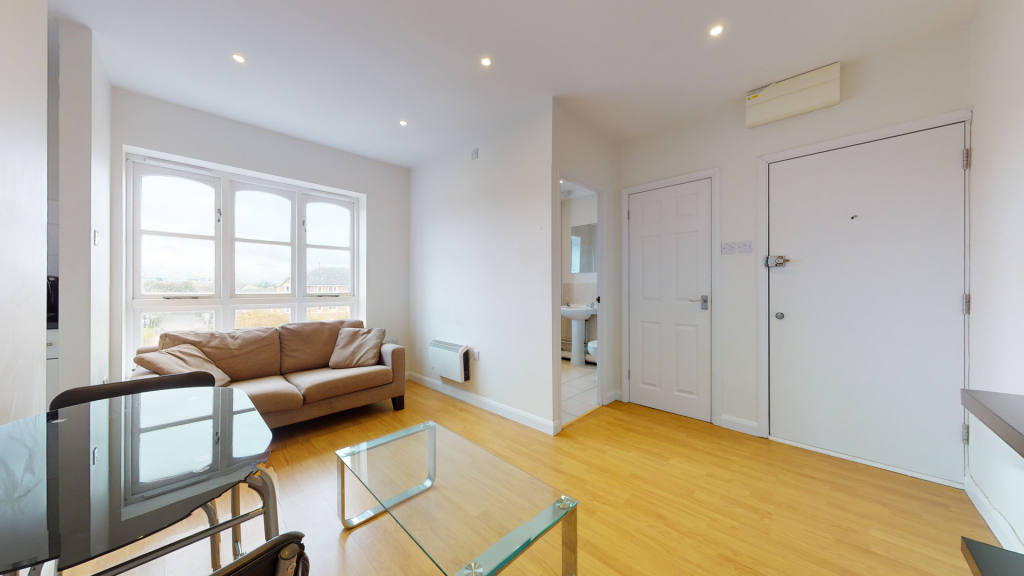 LIVINGROOM ONE