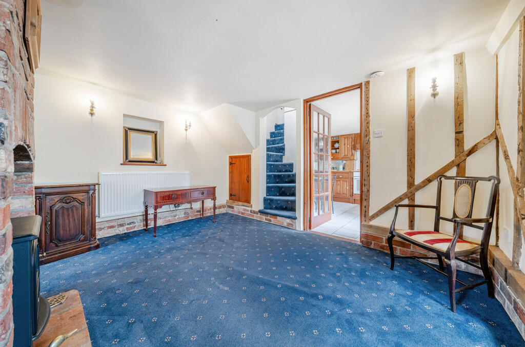 1300251-8-6838661...