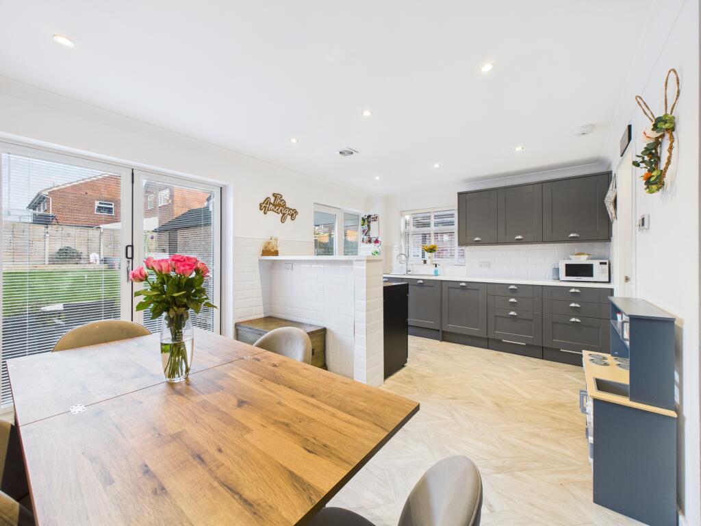 Dining Kitchen