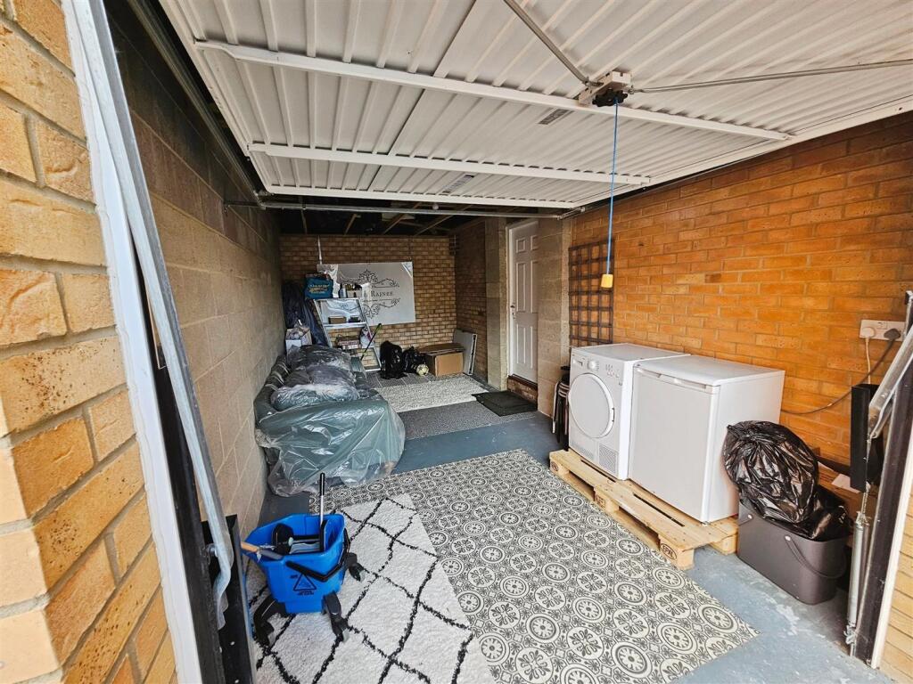 www.primechoiceproperties.co.uk 9.jpg