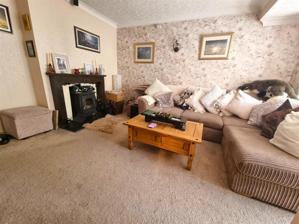 Fireplace.jpg