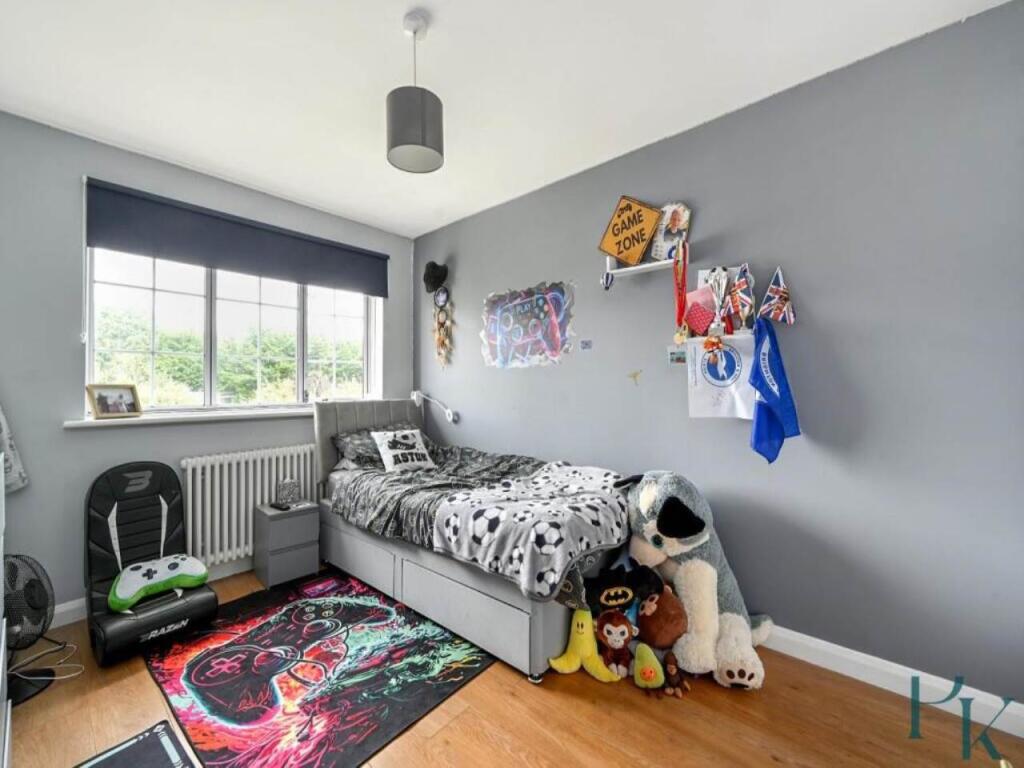 234383_33999723_IMG_