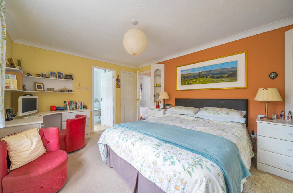 1393319-57-69441b...