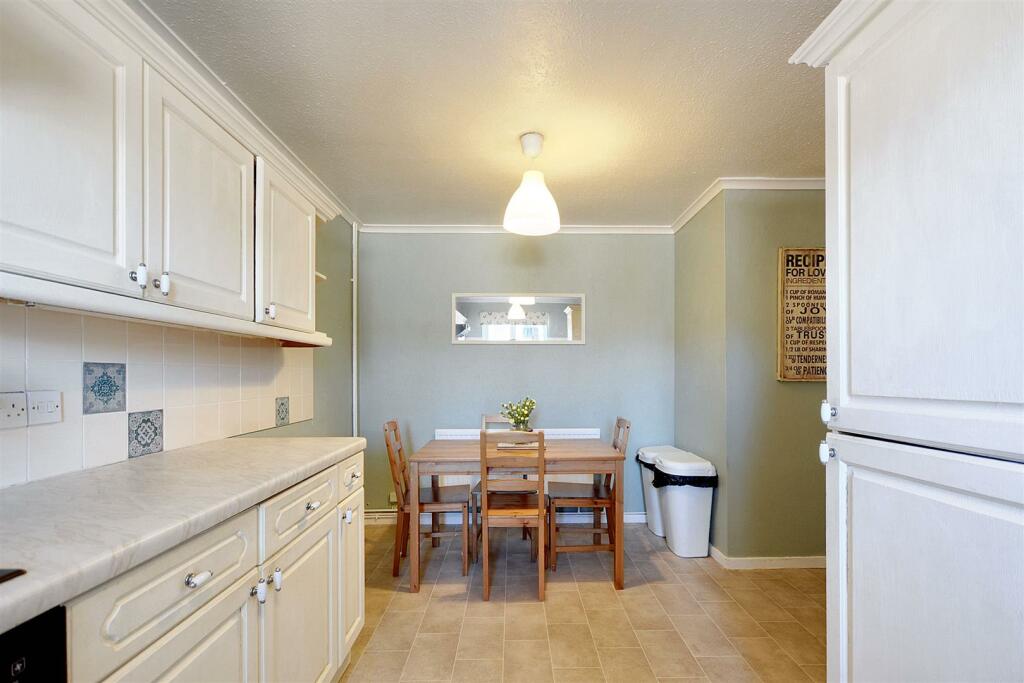 Kitchen Diner_3.jpeg