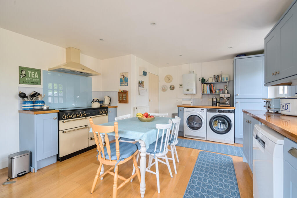 1295486-37-682f3c...