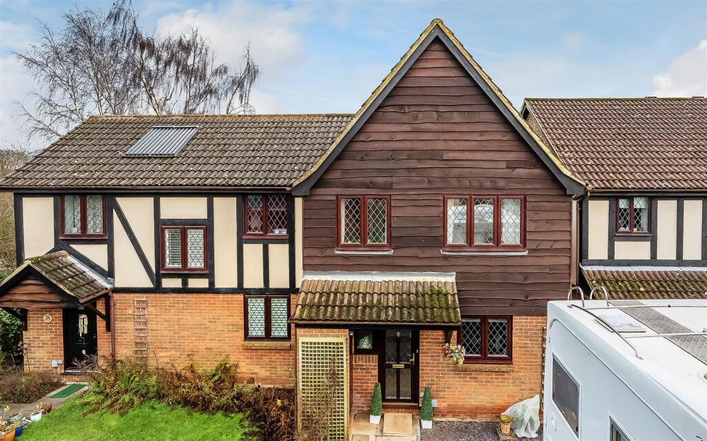 2-Oak-End-24 Crop.jpg