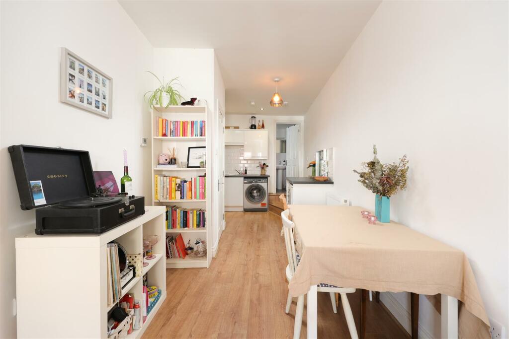 2&#64;85 North Road 8.JPG