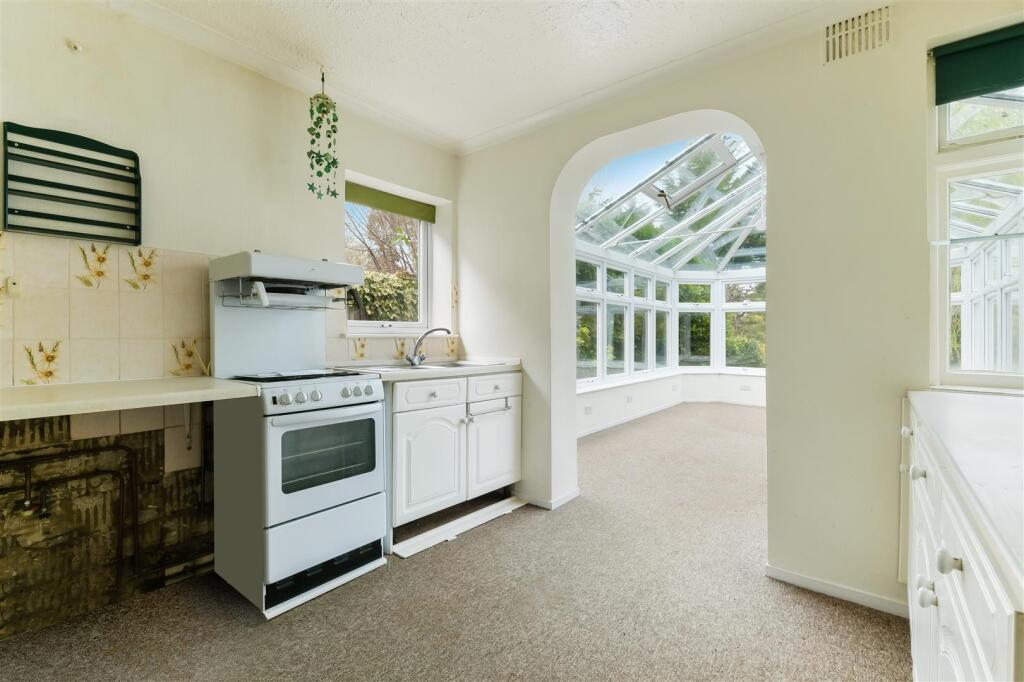 WEST HILL AVENUE,  (1).jpg