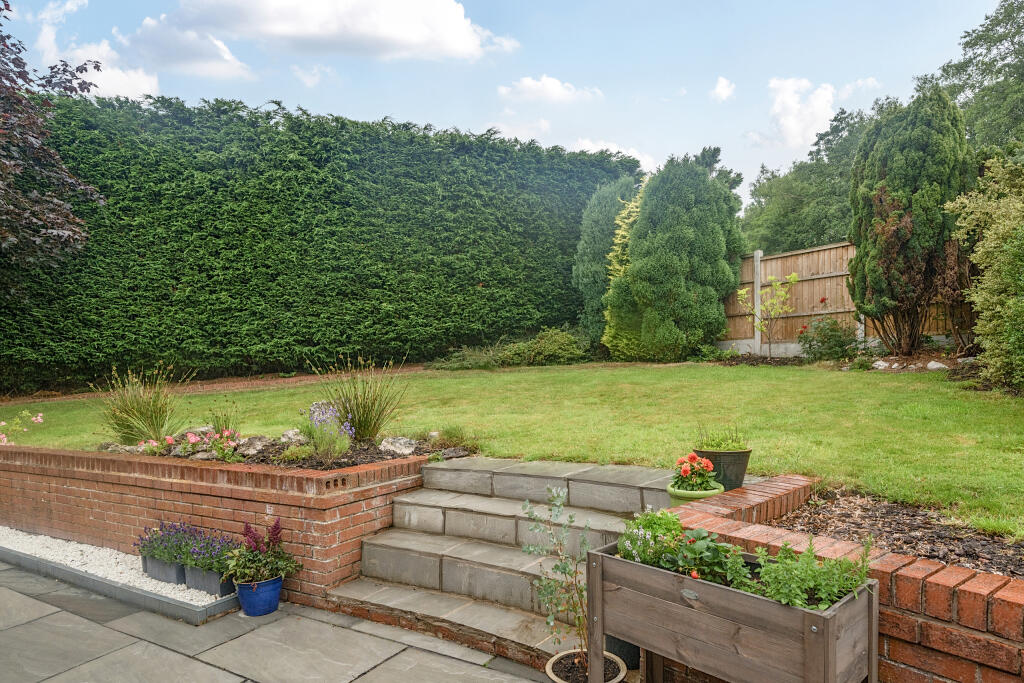 37-1311826-3-685adc368bc7e-37