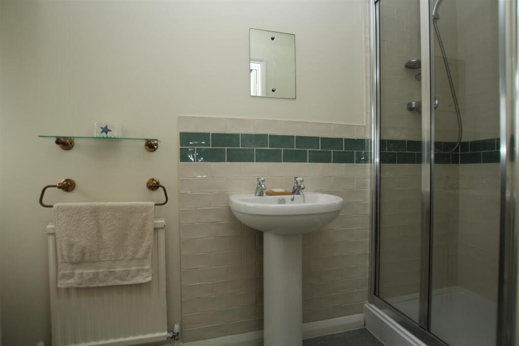 Ensuite Shower Room