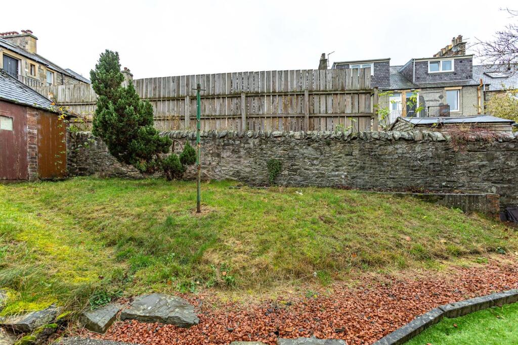 9 Millburn Place Selkirk 35.JPG