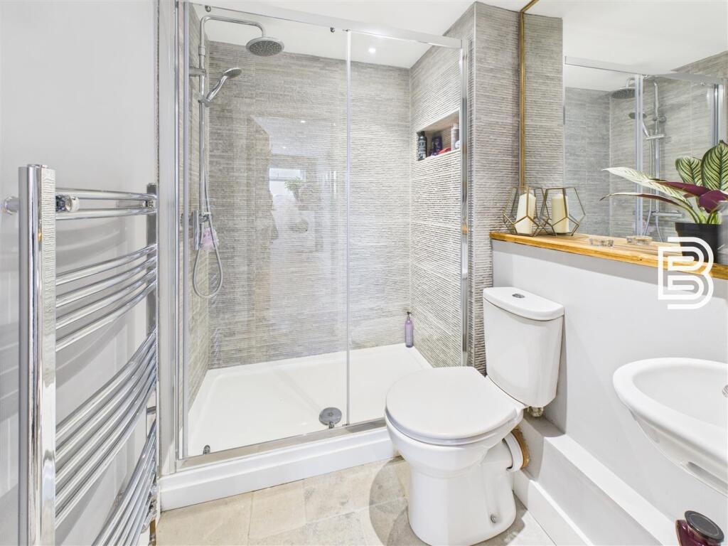 Ground Floor Bathroom.jpg