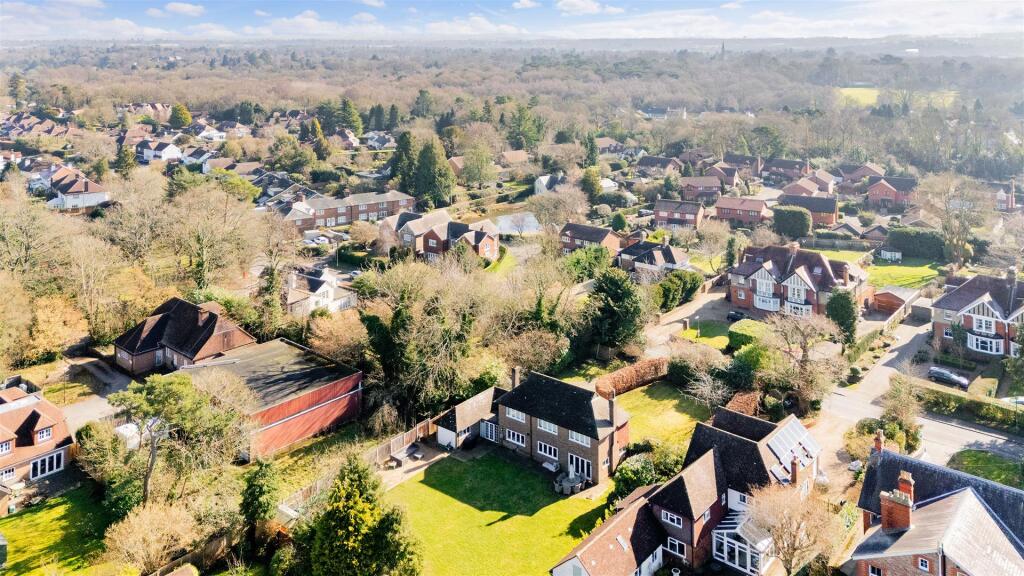 BRAMHOPE DRONE (5).jpg