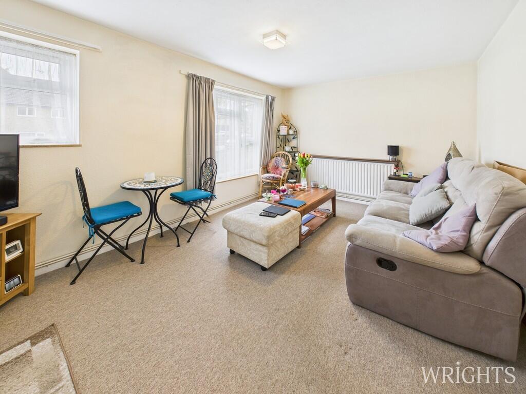 CAM02796G0-PR0380...