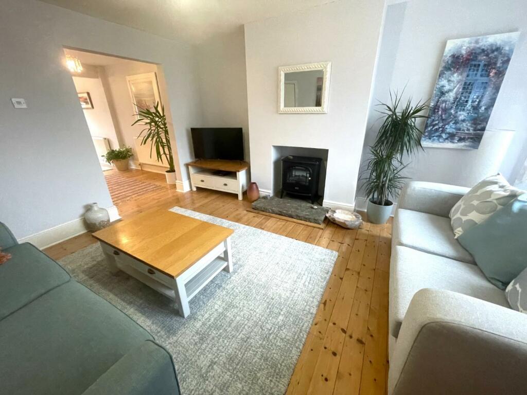 Living Room.JPG