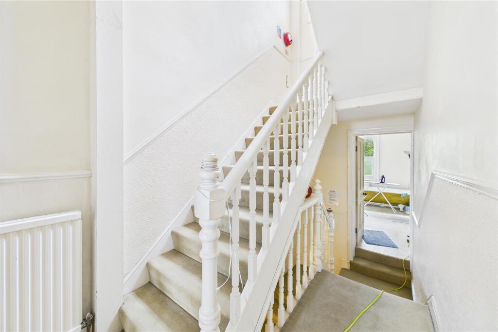 9 Christina Terrace, Hotwells, Bristol BS8 4QB | P
